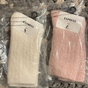 Express Fuzzy Boot Socks